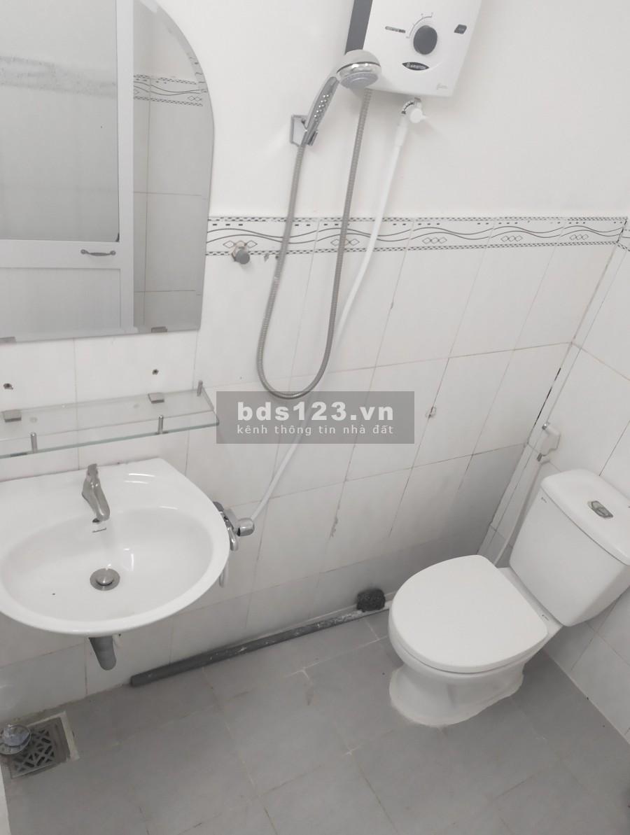 Nhà lớn dt 117.7m2 trung tâm Ninh Kiều, gần đại học Y Dược và bệnh viện Y Dược Cần Thơ