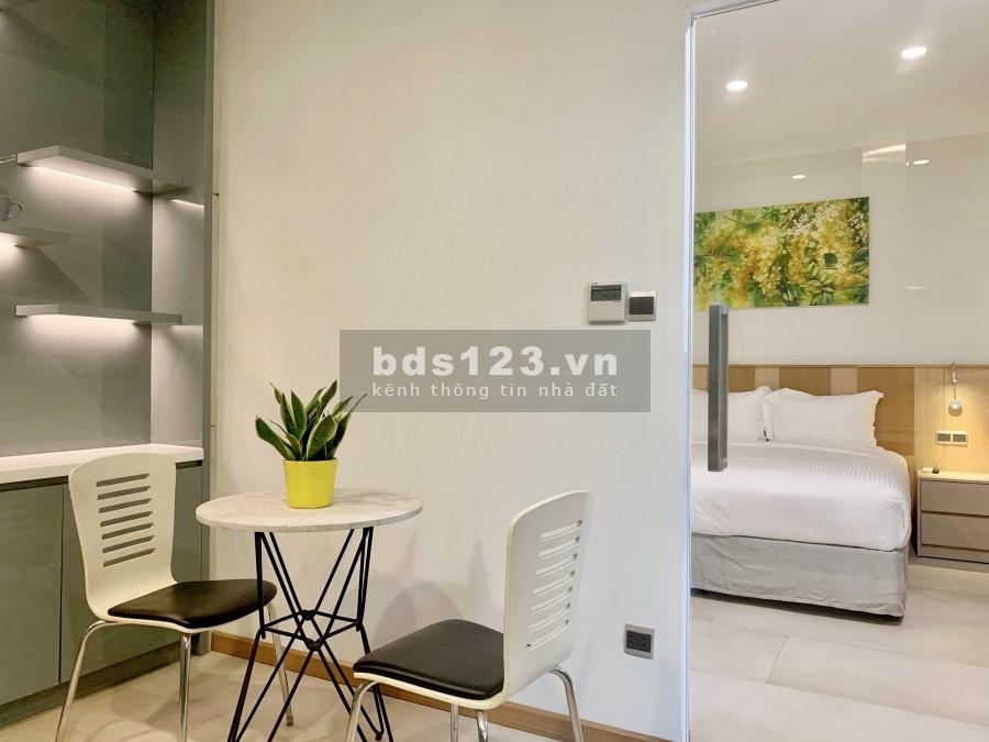 CHDV chuẩn 4 sao Q2 nội thất cao cấp, có ban công, hồ bơi cách trung tâm Q1 chỉ 8ph