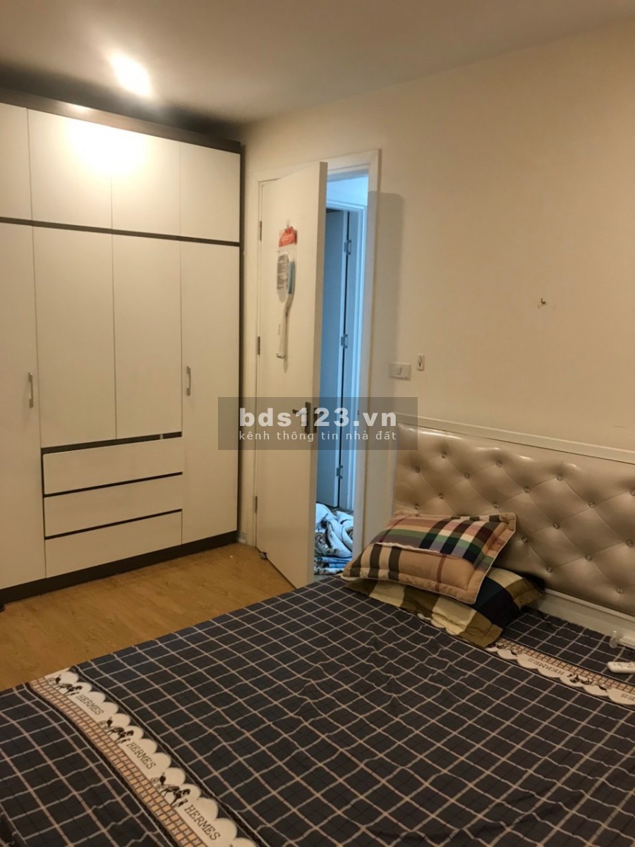 Tôi chính chủ cần bán căn hộ 2PN, 2vs dt 75m2, tòa nhà Golden Field, Mỹ Đình