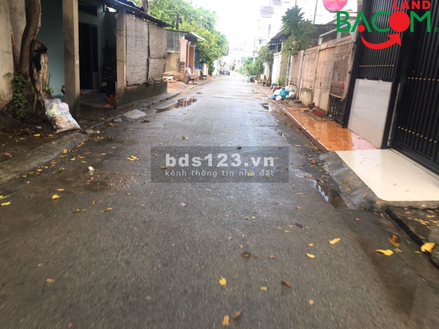 Bán nhà cấp 4 nguyên căn gần giáo xứ Thuận Hoà, phường Tân Phong, giá 2.6 tỷ