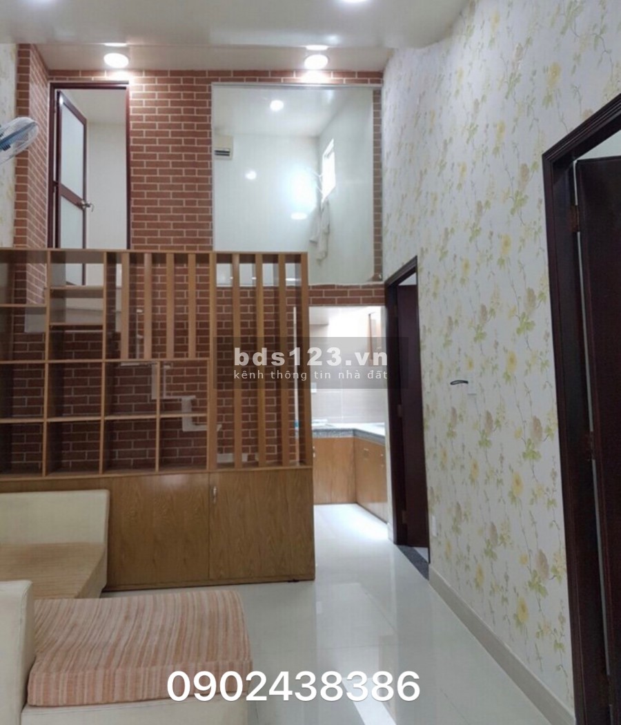 Bán nhà Hoàng Liệt view hồ Linh Đàm ngõ thông rộng dt 42m2, 4.5 tầng mt 4m2 giá 3.5 tỷ