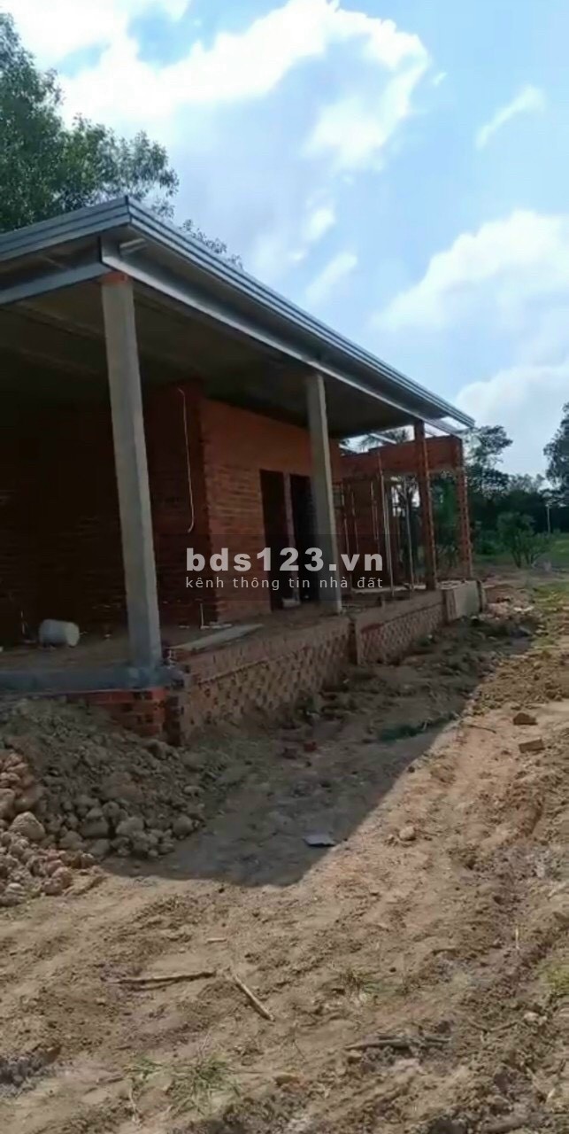 Nhà vườn không gian ở sát bên khu công nghiệp Châu Đức Sonadezi, diện tích 2.300ha