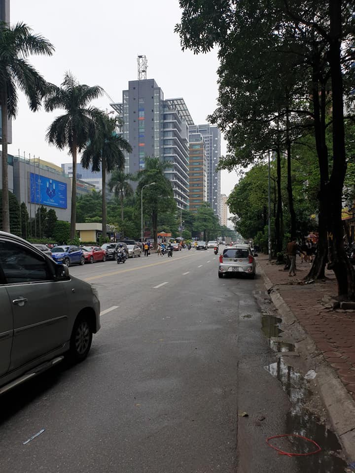 Nhà 100m2 mặt phố Duy Tân Cầu Giấy kinh doanh nhà hàng 25 tỷ.
