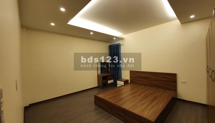 Bán Nhà Phố Bồ Đề, Ô Tô Vào Nhà, Thang Máy, dt 50m2, 7 tầng giá nhỉnh 7 Tỷ.