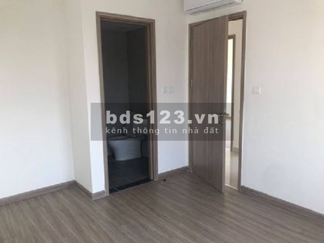 Bán căn chung cư góc 2 pn, 2 wc, dt 70m2, view thoáng đẹp, không che chắn giá cắt lỗ 1.8 tỷ