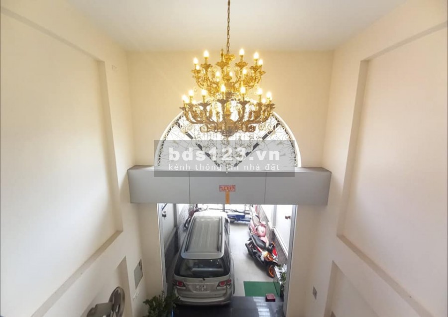 Bán nhà Thạch Bàn, nguyên căn đặc biệt hiếm gara ô tô dt 70m2, giá 4.85 tỷ, lhcc