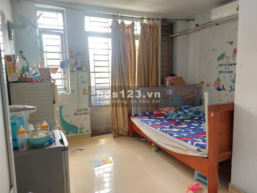 Bán gấp nhà diện tích sử dụng 60m2, hẻm oto đường Trường Chinh Quận 12