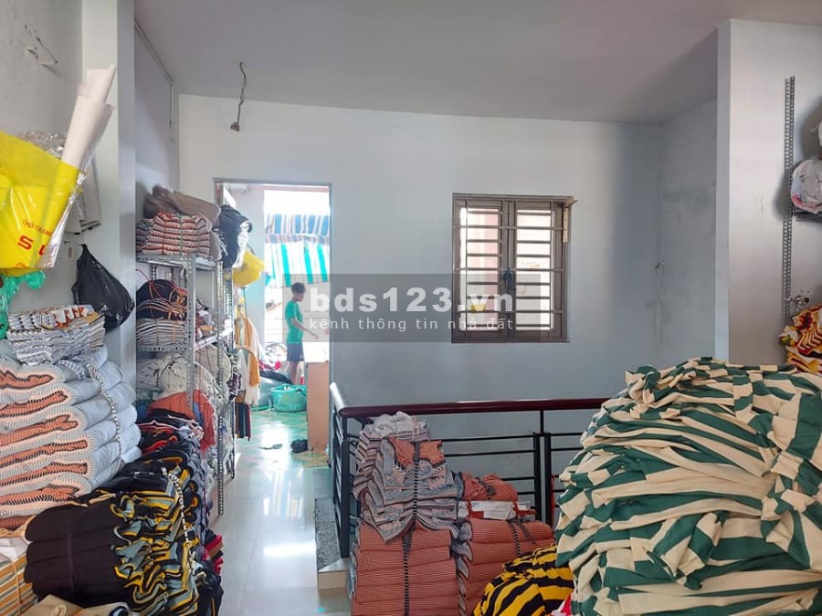Bán gấp nhà diện tích sử dụng 60m2, hẻm oto đường Trường Chinh Quận 12