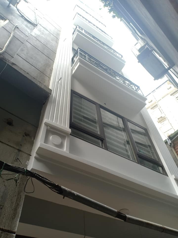 Nhà Dịch Vọng Hậu, Cầu Giấy, nhà mới 7 tầng, Thang máy, giá bán 7.5 tỷ TL