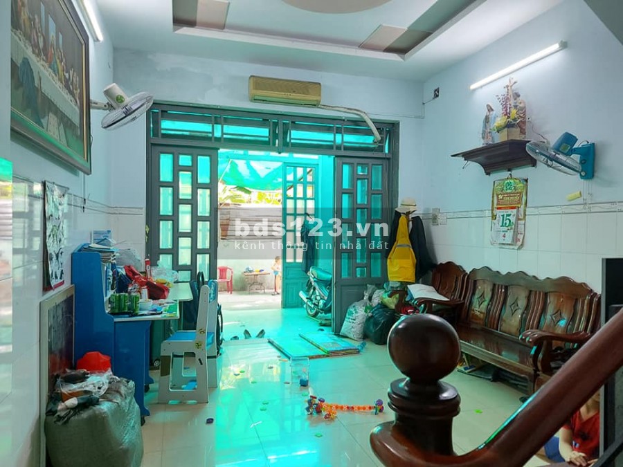 Bán gấp nhà diện tích sử dụng 60m2, hẻm oto đường Trường Chinh Quận 12