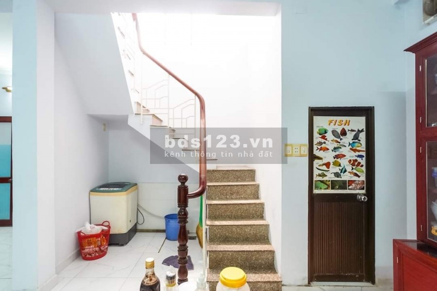 Ngân hàng ví tới nhà bán gấp 2 tầng BTCT, xe ô tô đỗ cửa,hẻm 793 Trần Xuân Soạn, quận 7