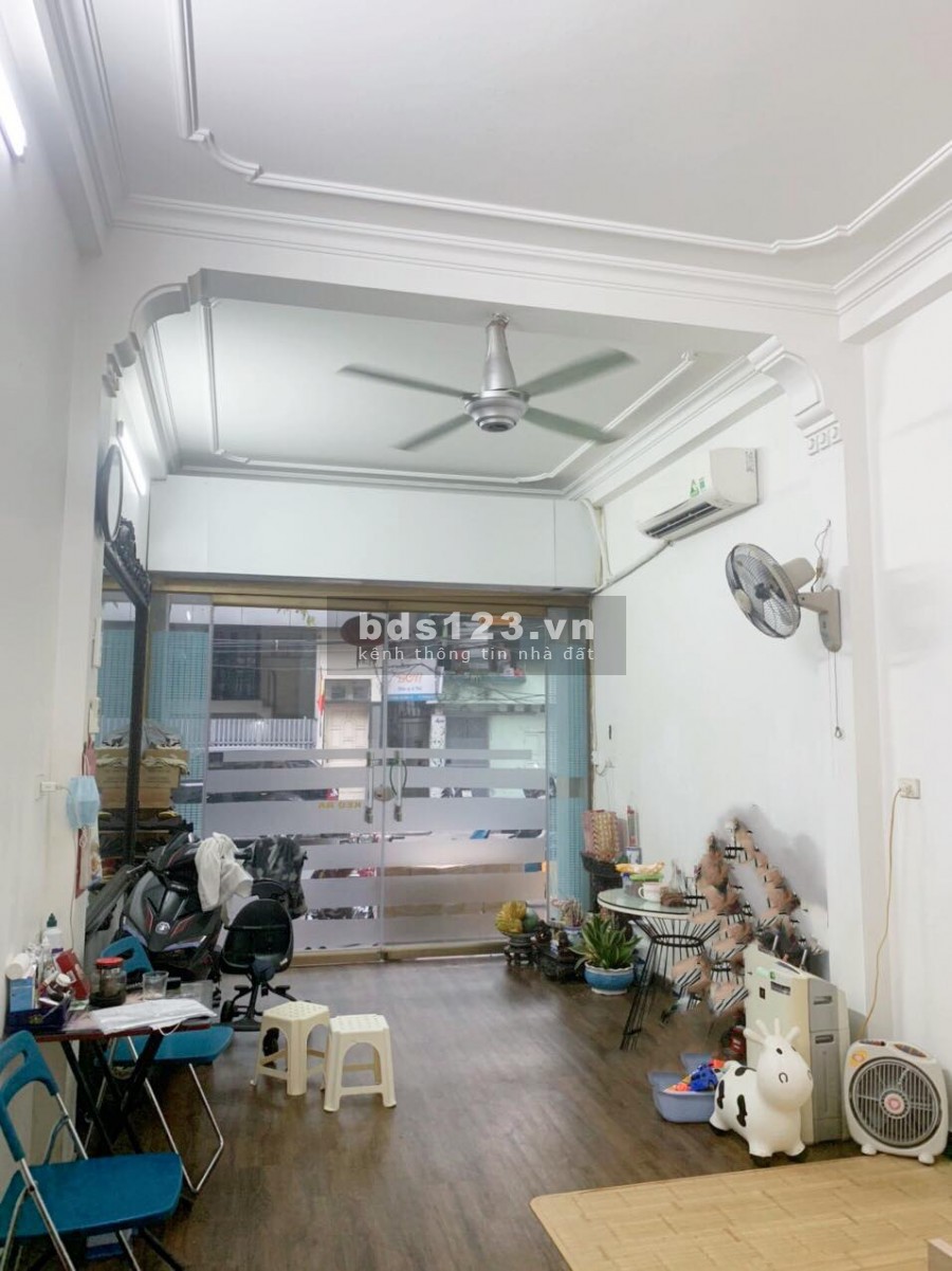 Bán nhà nhỉnh 8 tỷ, mặt phố sầm uất Quận Hai Bà Trưng, kinh doanh đỉnh
