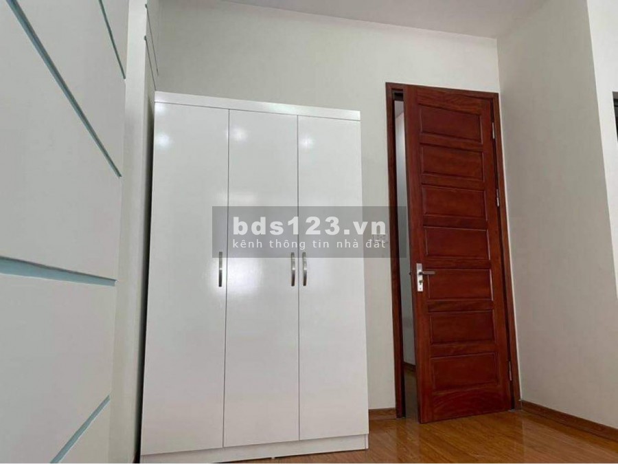 Nhà kinh doanh CCMN 5 tầng 9 phòng full đồ, ngõ 508 Đường Láng, DT 60m2, giá chỉ 7,1 tỷ