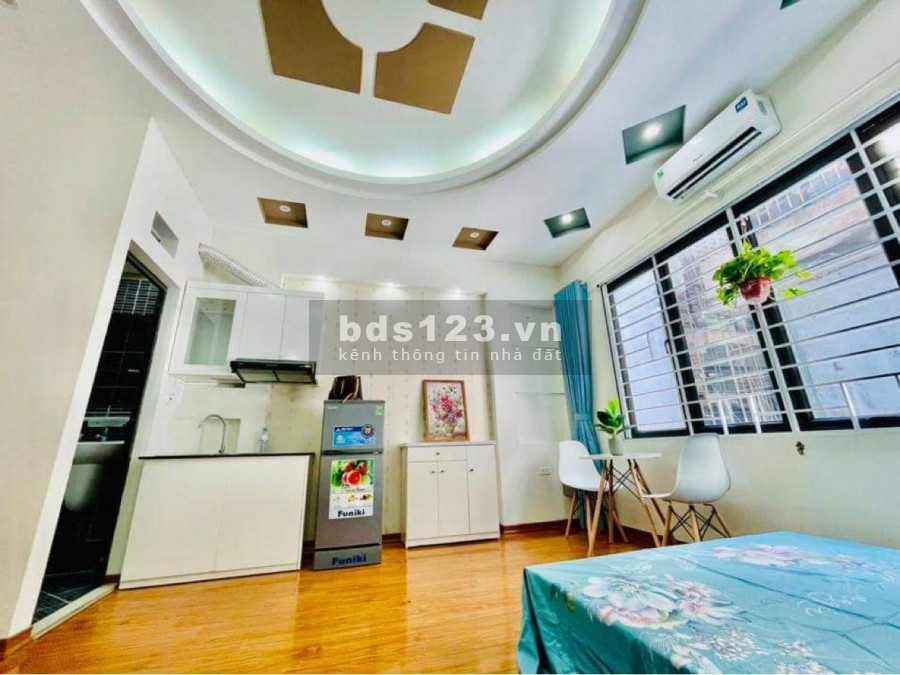 Nhà kinh doanh CCMN 5 tầng 9 phòng full đồ, ngõ 508 Đường Láng, DT 60m2, giá chỉ 7,1 tỷ