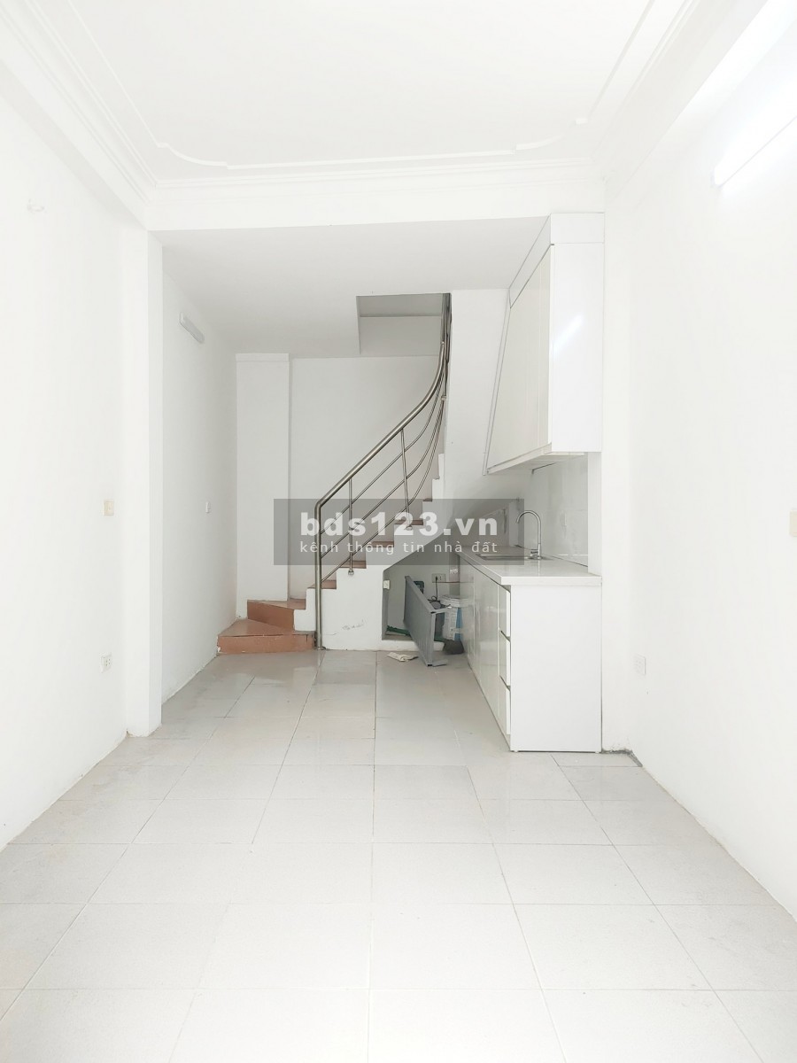 Bán nhà ngõ 1 Võ Chí Công, Quận Gò Vấp, giá bán 1.7 tỷ, nguyên căn kiến trúc đẹp, lhcc