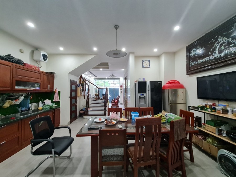 Bán Nhà Nguyễn Trãi 100m2, ÔTô Tránh Dừng Đỗ, Thang Máy, 2 Thoáng, Tặng Nội Thất Giá 25 Tỷ