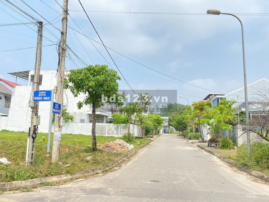 Chuyển nhượng 2 lô đất biệt thự nhà vườn, vị trí khu quy hoạch Cầu Lim Thuỷ Xuân