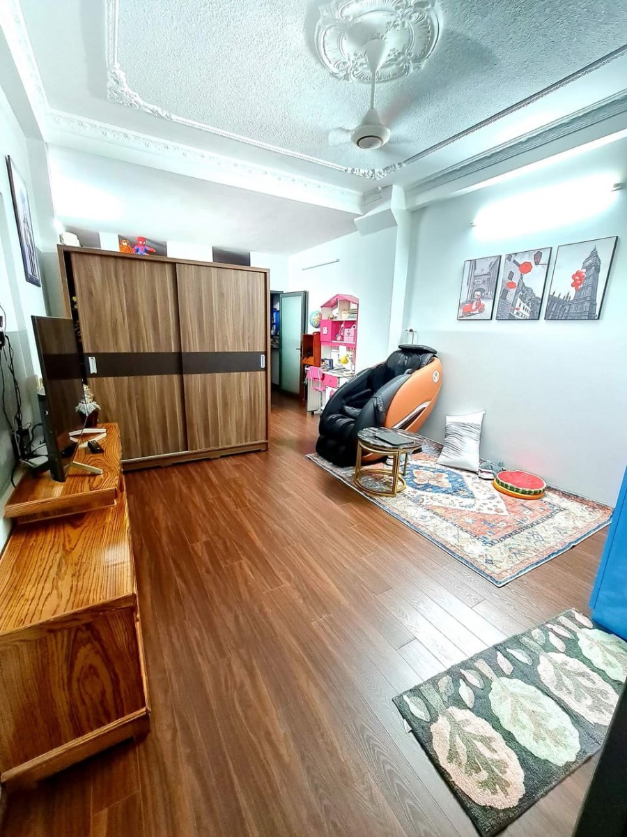 Bán nhà mới 4 tầng hxh Quận 3, camera an ninh, hẻm thông, tiện ích đủ, sổ nở hậu tài, giá 10.5 tỷ