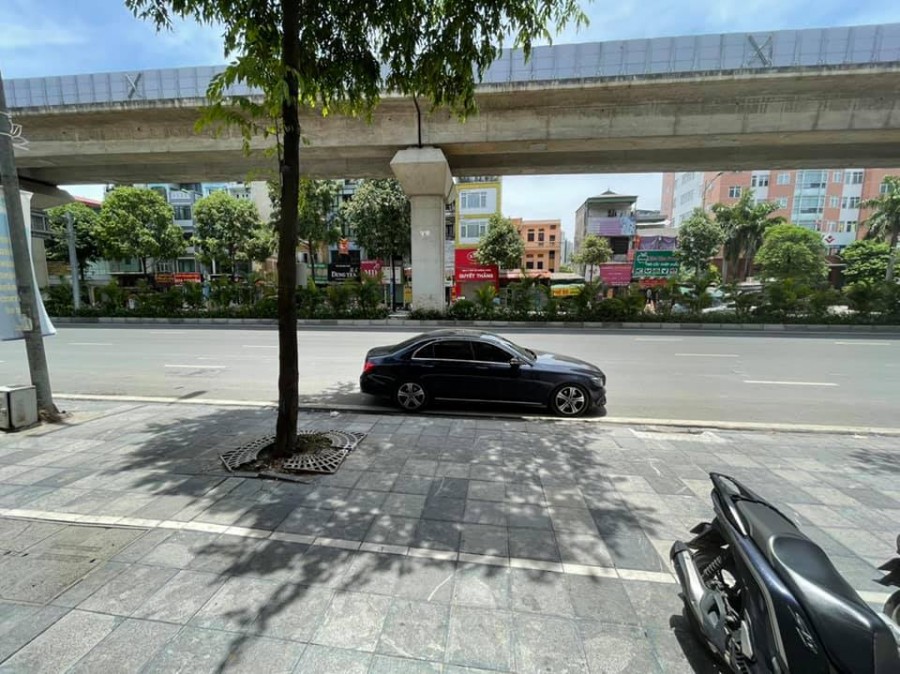 Bán Nhà MP Quang Trung Quận Hà Đông, kinh doanh, vỉa hè, 7 tầng dt 85m2 giá 17.5 tỷ