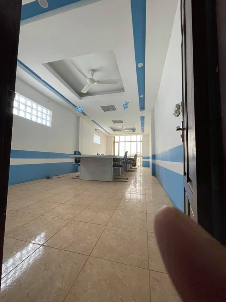 Bán Nhà MP Quang Trung Quận Hà Đông, kinh doanh, vỉa hè, 7 tầng dt 85m2 giá 17.5 tỷ