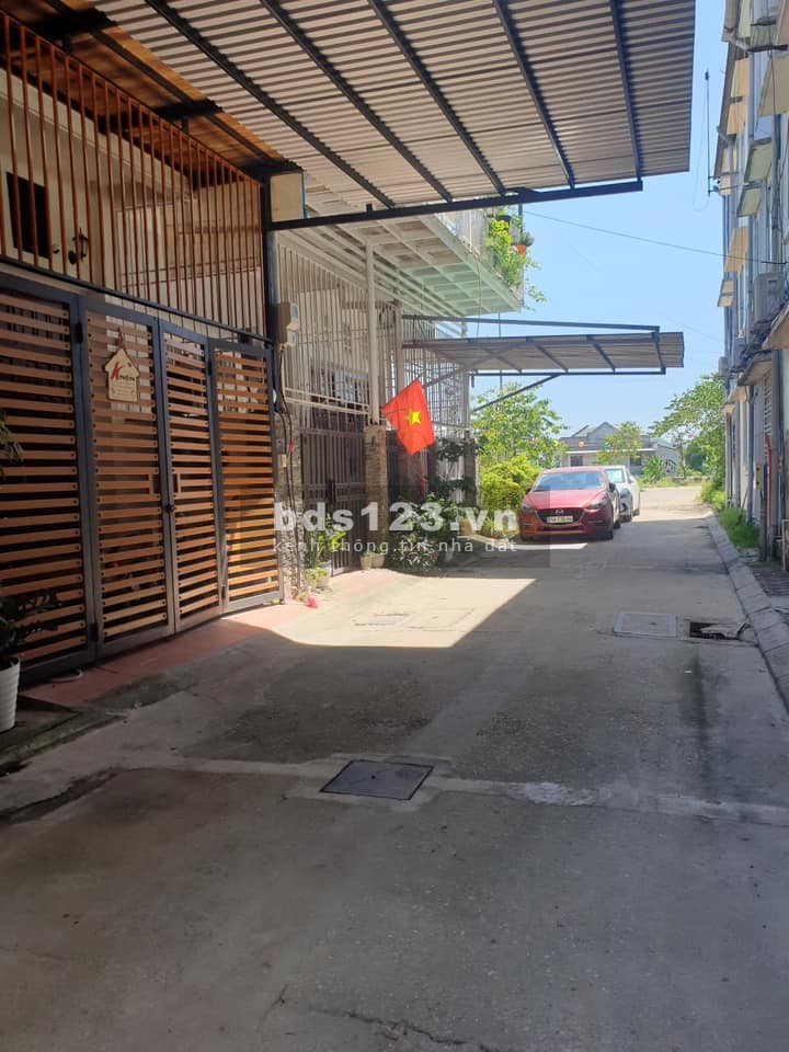 Bán nhà 2.5 tầng khu đô thị Đông Nam Thuỷ An, giá chỉ có 2..35 tỷ, có thương lượng