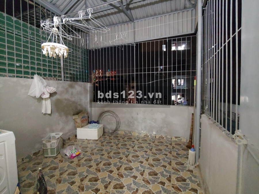 Bán nhà nguyên căn Hoàng Liệt, Hoàng Mia, diện tích 37m2, đúc 4 tầng, sổ đổ có sẵn