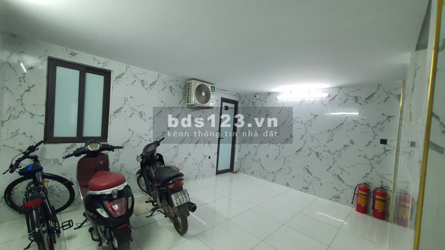 Nguyễn Văn Cừ Ngõ 135 oto tránh bán nhà 5 tầng dt 70m2, giá bán 6.9 tỷ