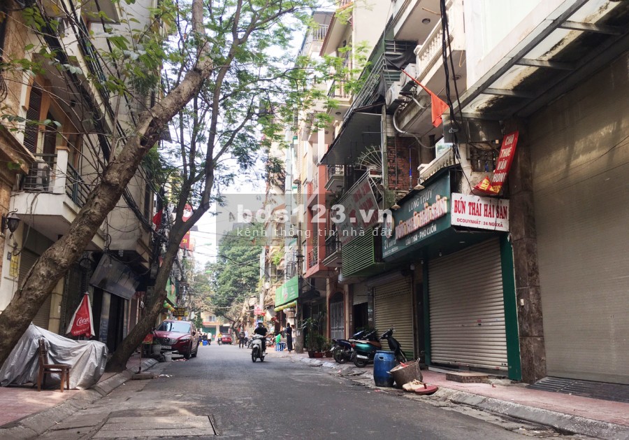 Mặt phố Ngũ Xã, Ba Đình, Mặt tiền 5m, 85m2. Kinh doanh sầm uất ngày đêm 