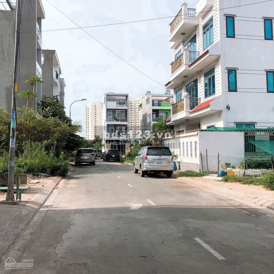 Bán gấp lô đất 5x20=100m2 mặt tiền Tỉnh Lộ 10, Thổ cư 100% sổ hồng riêng