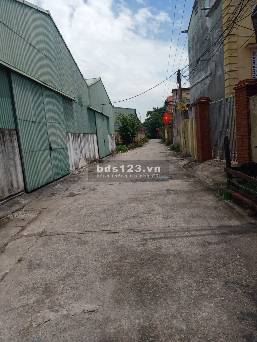 Bán 120m2 Nhà trọ, sát KCN Phố Nối, giá chỉ 18 triệu/m2, đầu tư lãi lớn lh 0835459289