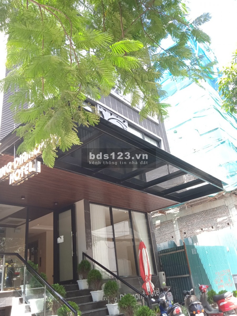 Mặt phố Kim Giang oto tránh, vỉa hè kinh doanh, dt 110m2, 6 tầng giá chỉ 18 tỷ