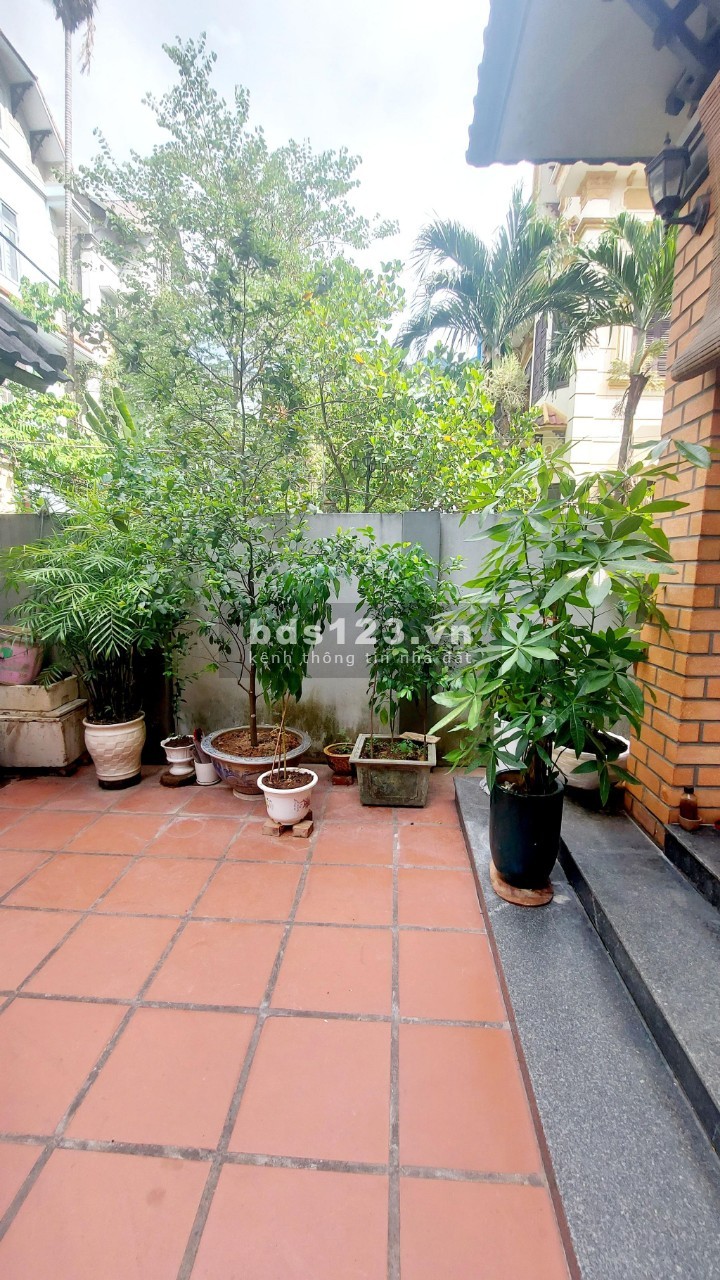 An Dương Vương ô tô vào nhà 100m2x4T, MT6m, Ngõ thông Ciputra, KD cực đỉnh giá 8 tỷ.