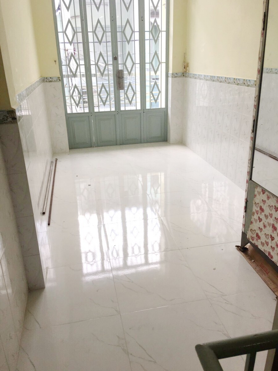 Bán nhà đẹp Chính chủ 1 trệt, 1 lầu hẻm rộng 3m Số 125 Nguyễn Thị Tần F2 Quận 8