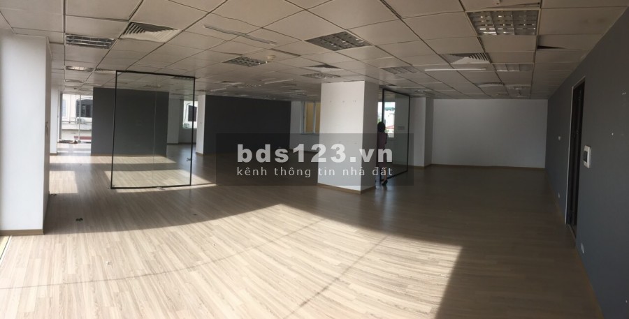 Chính chủ cho thuê mặt bằng kinh doanh phố Trần Quốc Toản 95m2 giá chỉ 55 triệu/tháng.