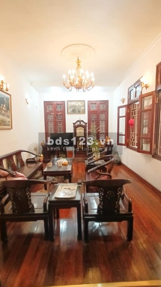 Lô góc 2 mặt thoáng gara trong nhà nội thất toàn gỗ xịn, liên hệ chính chủ 0385273465