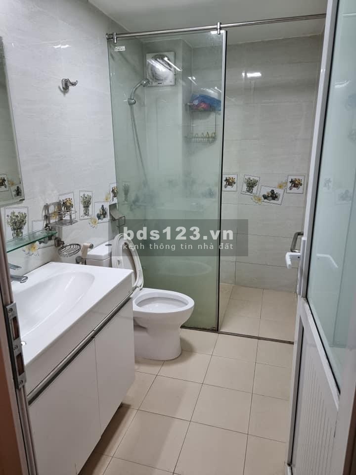Bán nhà, cách MẶT PHỐ 10m, gần Bến xe Mỹ Đình, 50m2, 4 tầng, giá 5 tỷ