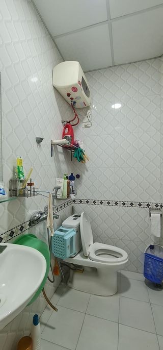 Bán nhà, gần phố, ô tô đường Thái Thịnh, dt 36m2, 4 tầng, mt 3.6m, giá 3.7 tỷ.