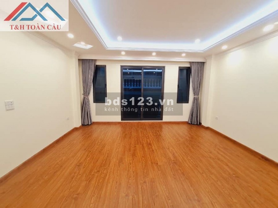 Siêu Phẩm Nhà Mới Mạc Thái Tổ- Cầu Giấy,40M2 x7 Tầng Thang máy Ôtô KD Văn phòng giá 10.3 tỷ.
