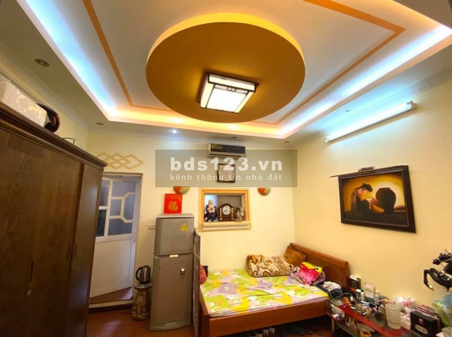 Nhà đẹp giá đẹp khu Vip Long Biên ô tô đỗ cửa lô góc 3 mặt thoáng ở ngay giá 4.3 tỷ