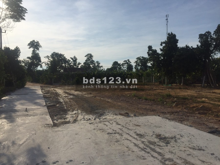 Bán đất giá đẹp đầu tư khu vực Hương Vân Hương Trà, đường trước nhà rộng 5m