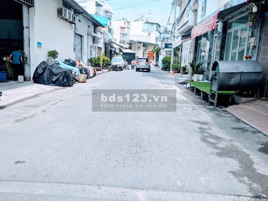 Bán nhà HXH Đường Số 19, Quận Bình Tân diện tích 10mx20m, giá bán 10.3 tỷ
