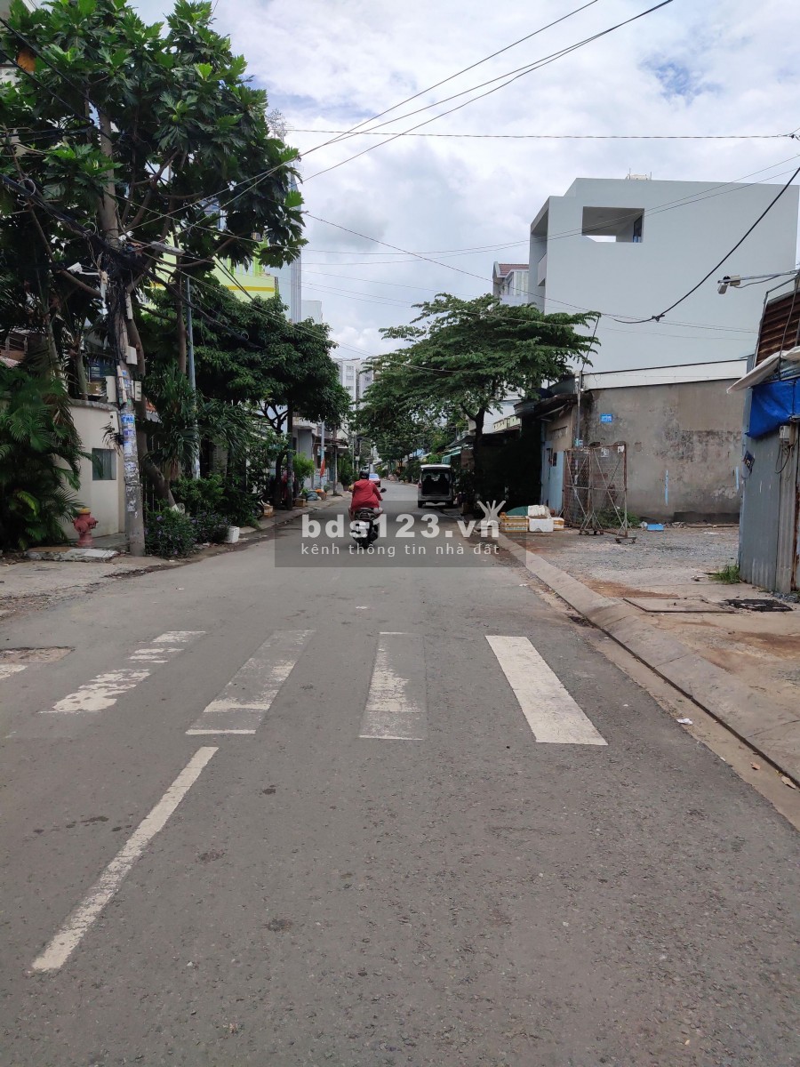 Bán nhà mặt tiền đường số 13, Quận Bình Tân diện tích 85m2, giá 5 TỶ 5