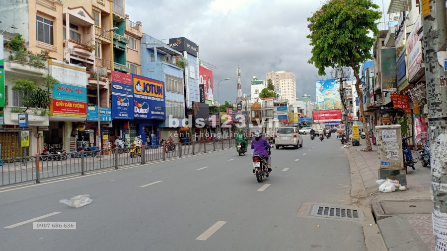 Nhà mặt tiền 5m KDDV, Bạch Đằng, P24, Bình Thạnh, diện tích sử dụng 61m2, giá 20.9 tỷ.