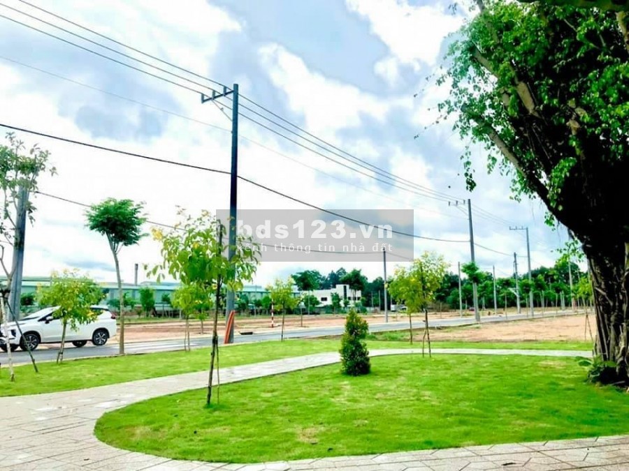 Kẹt vốn cần ra gấp lô đất khu dân cư Nam Long 3 Bình Dương, lh 0938199604