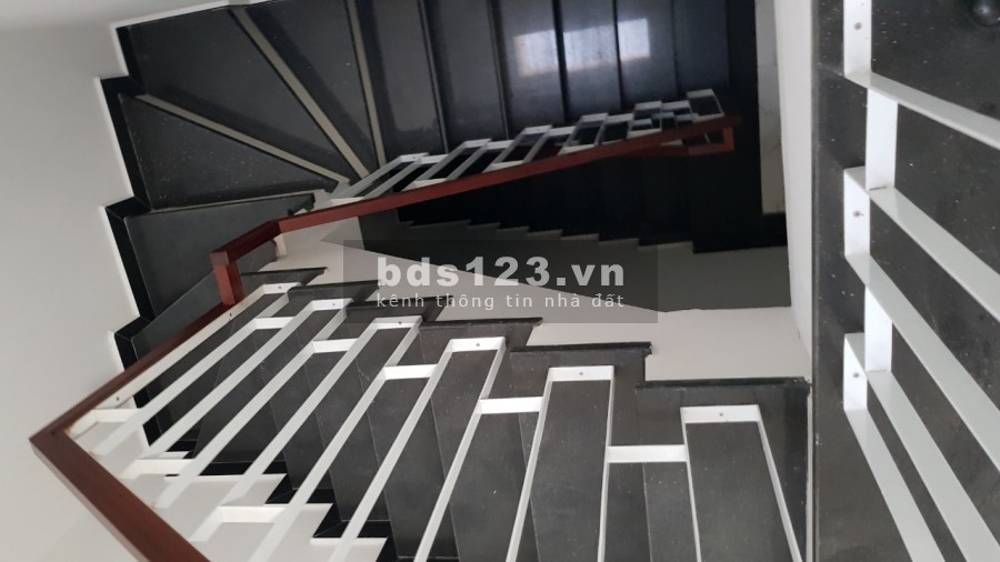 Cho thuê nhà nguyên căn Xuân Đỉnh: DT75m2x7 tầng, có thang máy, giá thỏa thuận