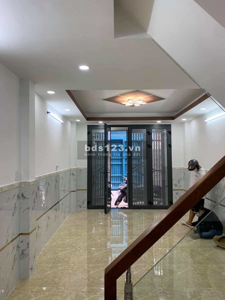 Bán nhà hẻm 1 xẹt Dạ Nam phường 3, Quận 8, 4. tầng đúc, giá bán chỉ 6.7 tỷ, lhcc