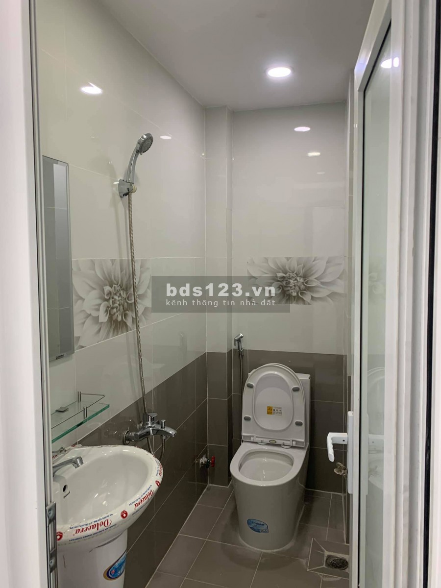 Bán nhà hẻm 1 xẹt Dạ Nam phường 3, Quận 8, 4. tầng đúc, giá bán chỉ 6.7 tỷ, lhcc