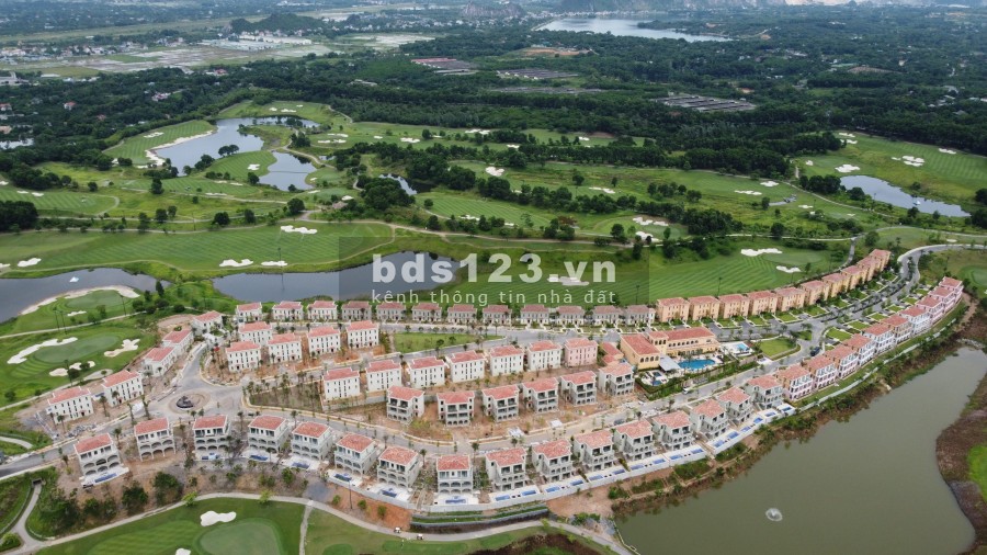 Wyndham Sky Lake Resort & Villa tiêu chuẩn của nghĩ dưỡng ven đô trong lòng sân golf