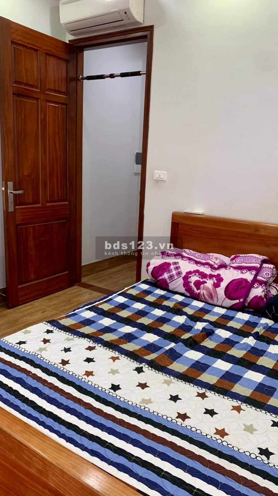 Cần sang nhượng Nhà 42m siêu đẹp phố Xã Đàn 2. ngõ trước nhà 3m