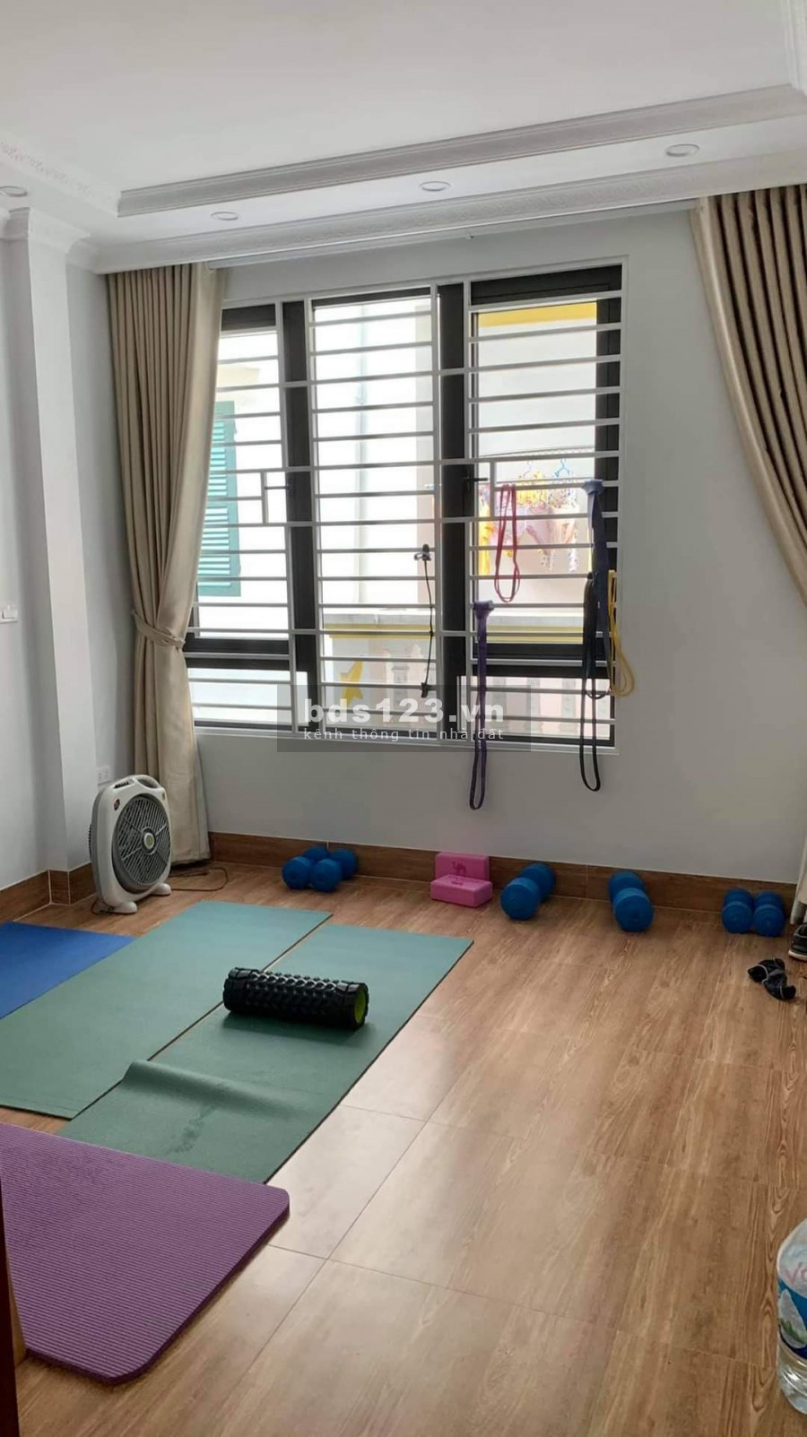 Cần sang nhượng Nhà 42m siêu đẹp phố Xã Đàn 2. ngõ trước nhà 3m